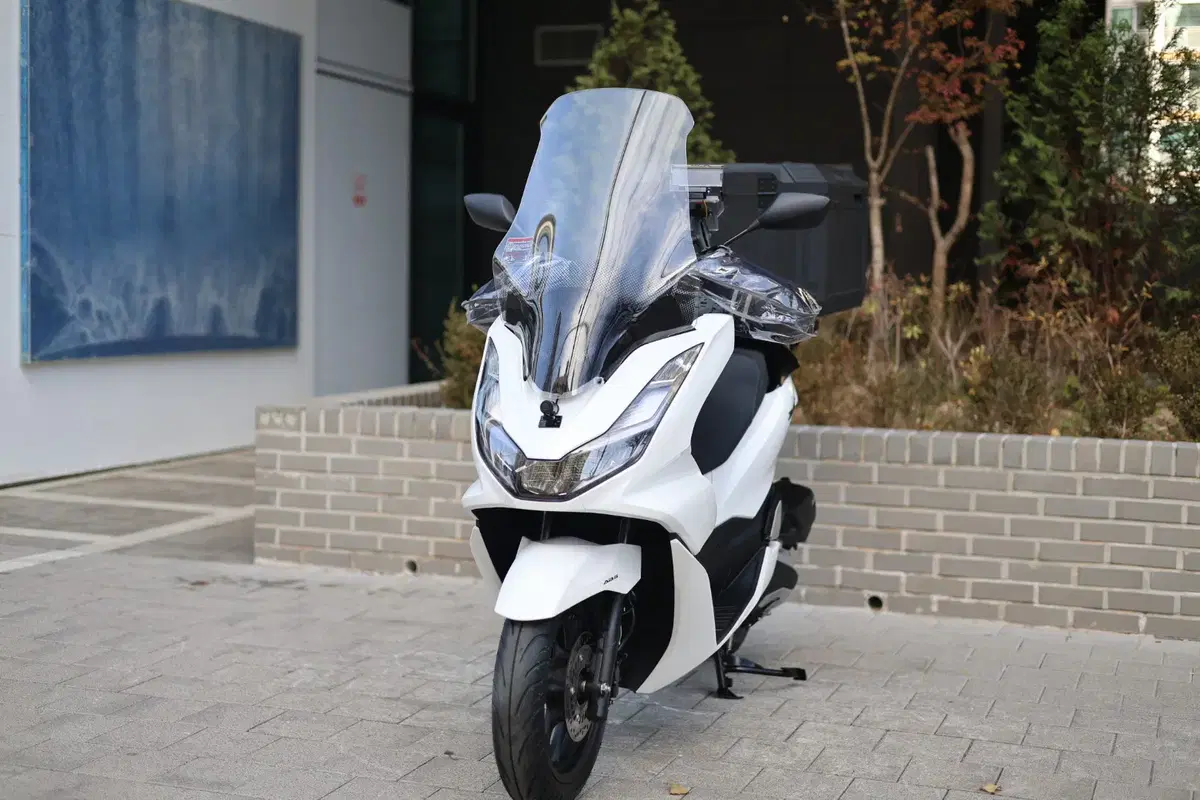 혼다 PCX125 ABS / 24년식 2,000KM 오토바이 스쿠터